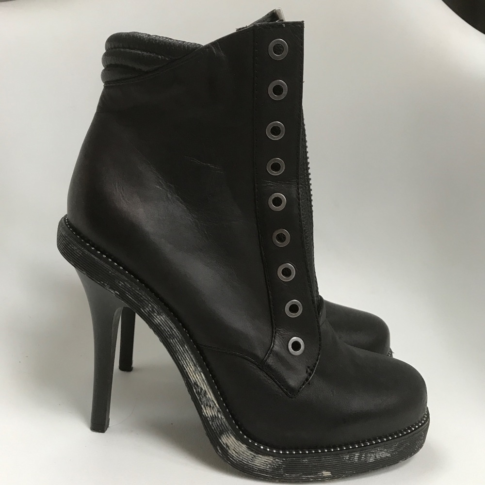 L.A.M.B.  Never worn Black Leather Platform Boots
